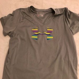 Under Armour Grey girls xl sport top